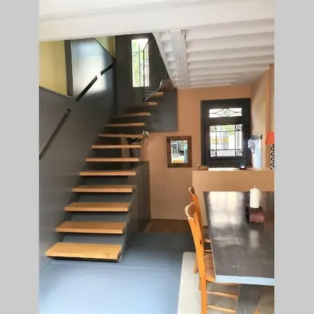 Maison Exceptionnelle, Campagne A Paryż